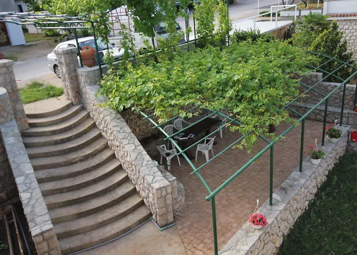 With Parking Space Njivice, Krk - 5458 Daire